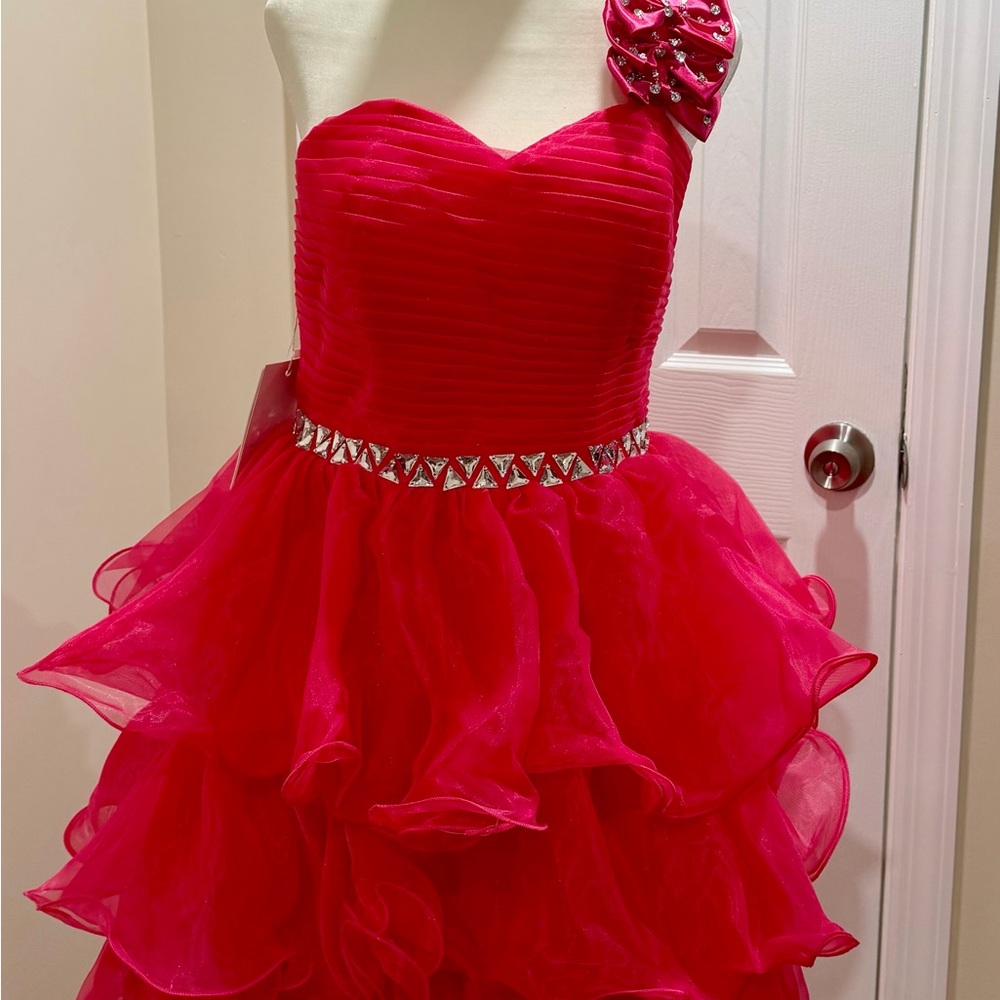 Vibrant Pink One-Shoulder, sweet 16 Prom Dress